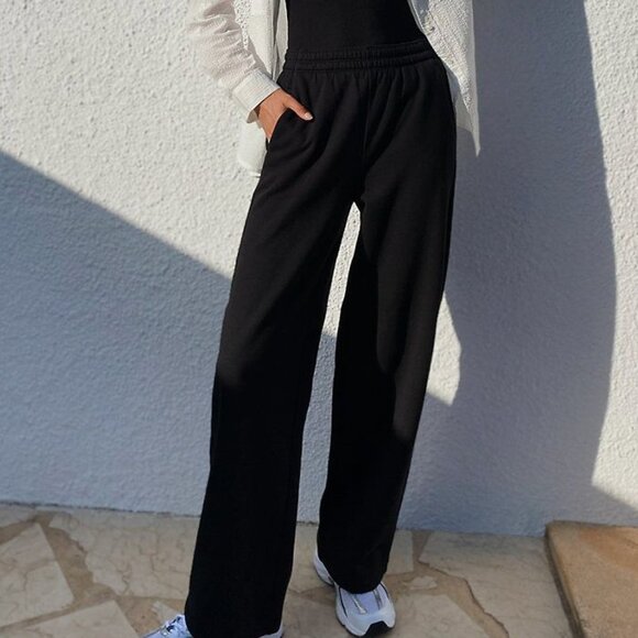 Babaton Pants - The Group Babaton Energia Black Wide Leg Sweatpants Size Medium